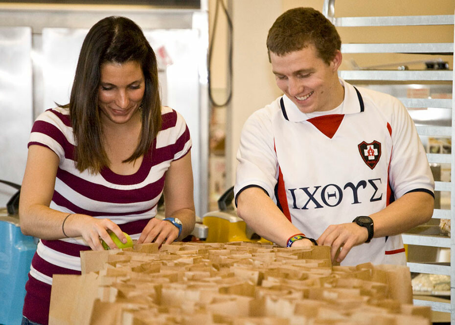 Southern Wesleyan students share food with homeless, needy