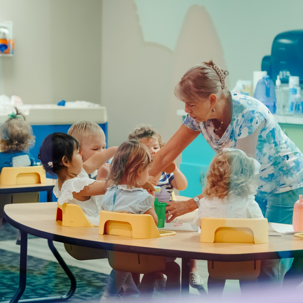A Cross Pointe volunteer serving