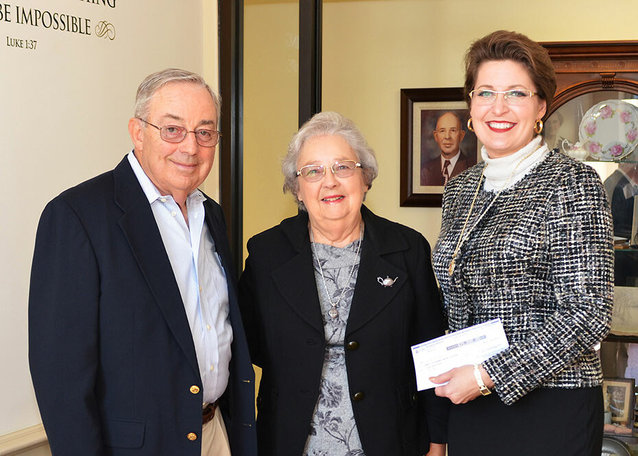 Richardsons add $25,000 to endowed scholarship benefiting deserving SWU students