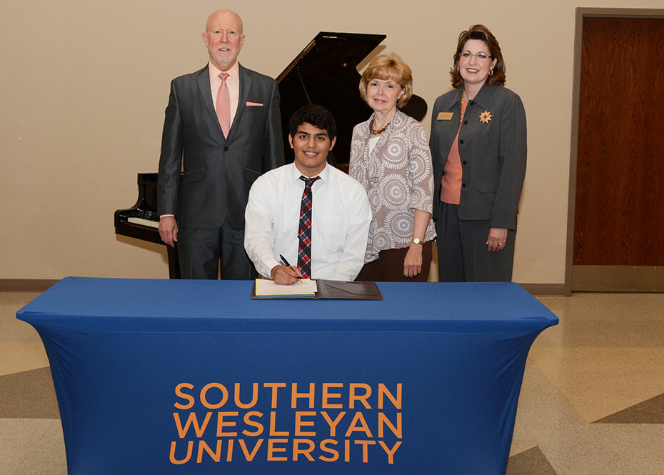 Morales receives Music scholarship