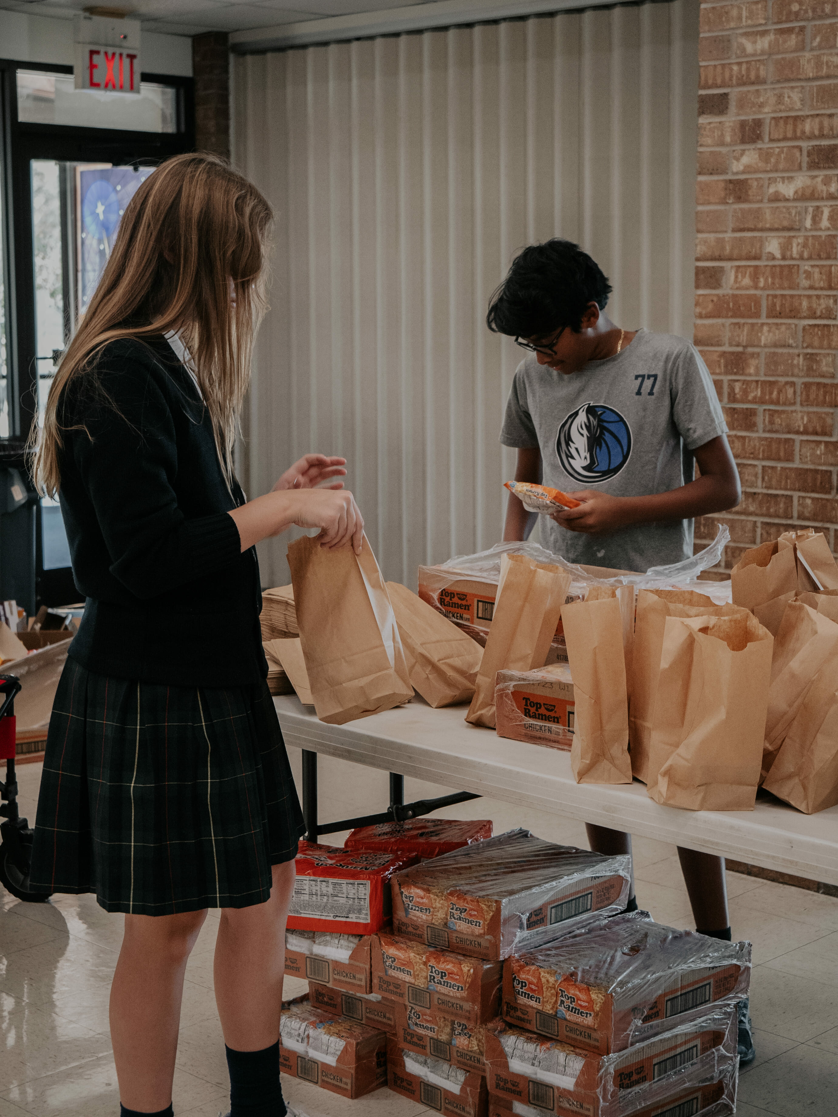 Outreach Holiday Project Volunteer Opportunity