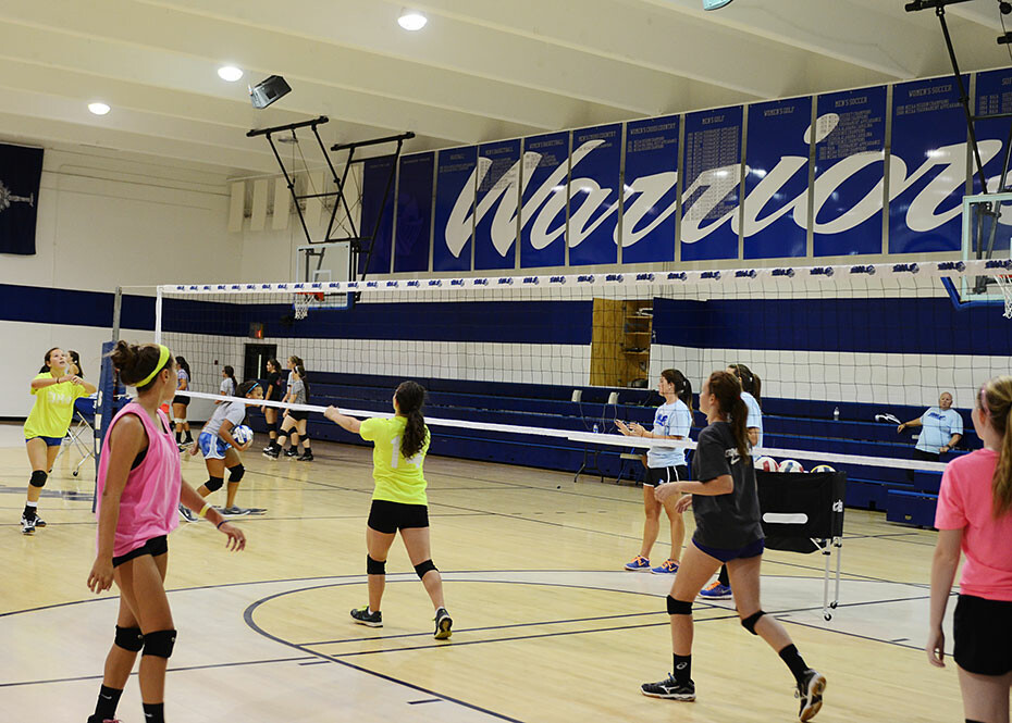 Warriors volleyball hosts summer camp