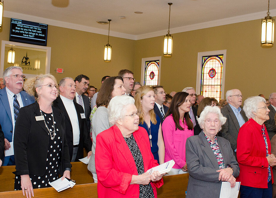 Southern Wesleyan University dedicates Nicholson-Mitchell Christian Ministry Center 