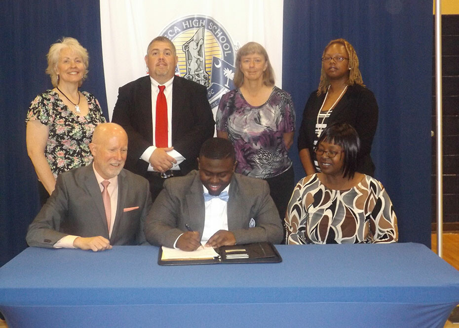 Williams receives Music scholarship