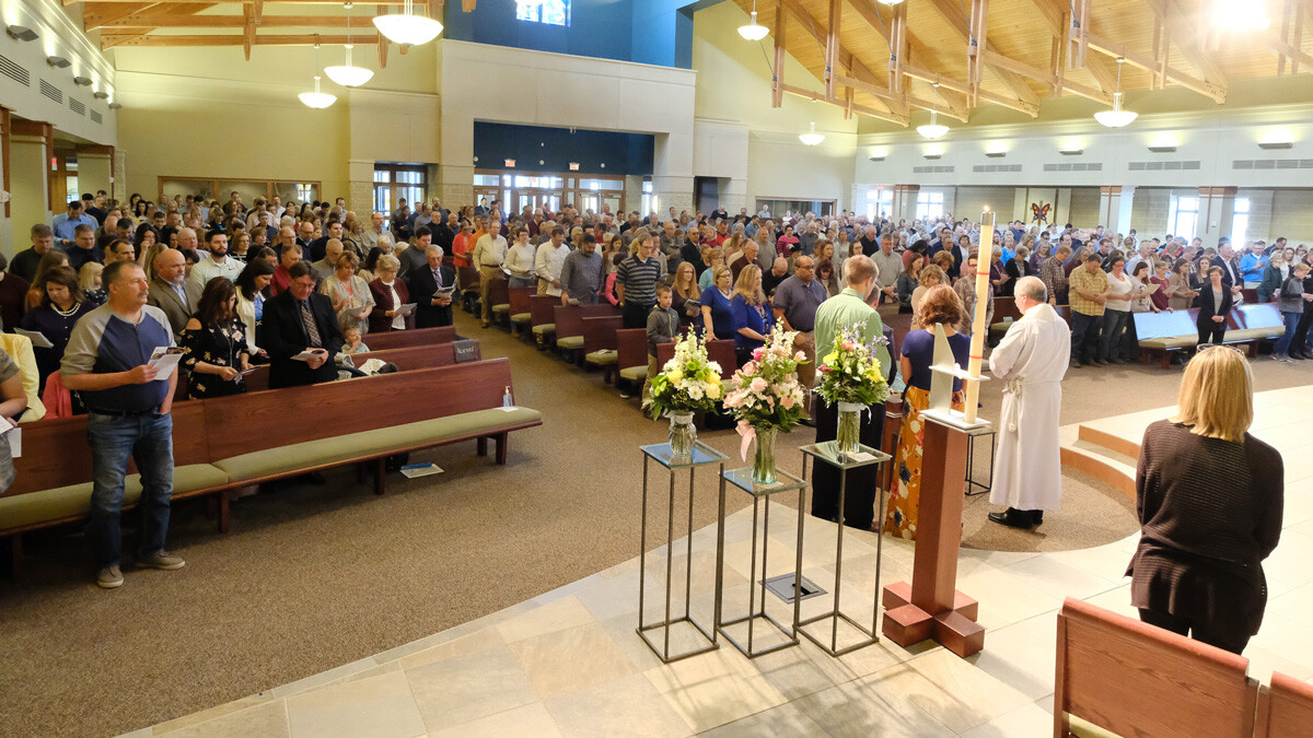 photo: Congregation on Sunday
