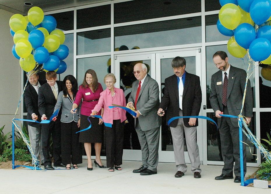 SWU cuts ribbon at new Columbia location