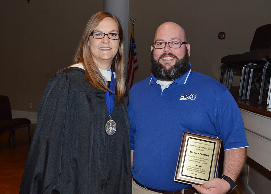 2015 outstanding faculty, staff recognized