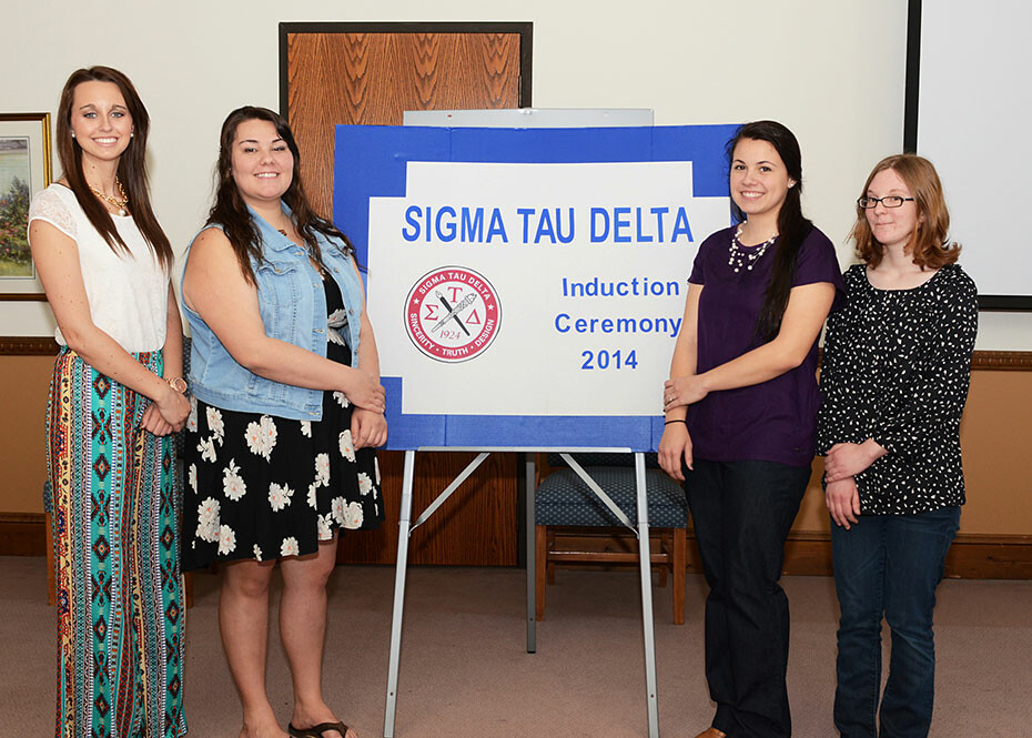 Sigma Tau Delta inducts four