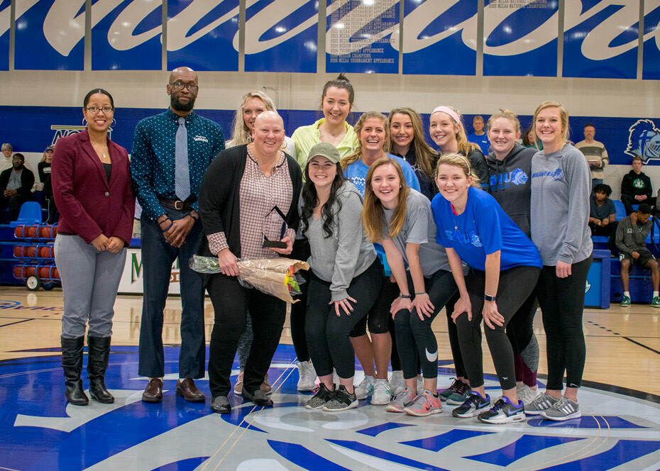 Reininga Presented With Bob Frederick Sportsmanship Award