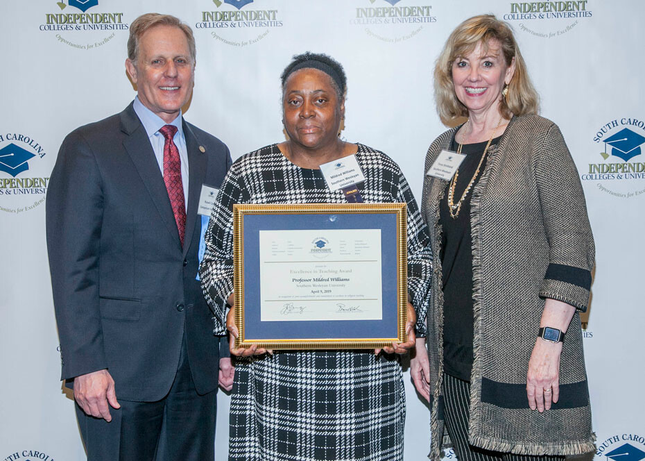 SCICU honors Williams for excellence in teaching