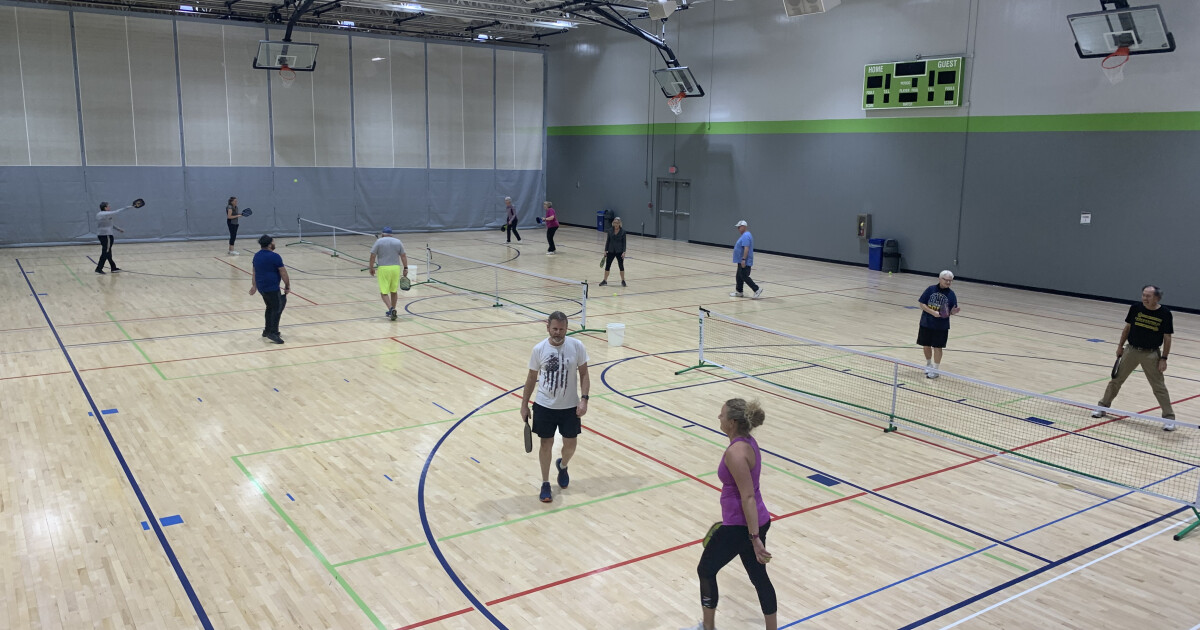 Open Pickleball Play
Pickleball is a paddleball sport that combines elements of badminton, table tennis, and tennis.&nbsp;
Monday, Wednesday, Friday&nbsp;(16+ years old play)

10 a.m. - 1 p.m.

Tuesday and Thursday&nbsp;(one court dedicated...