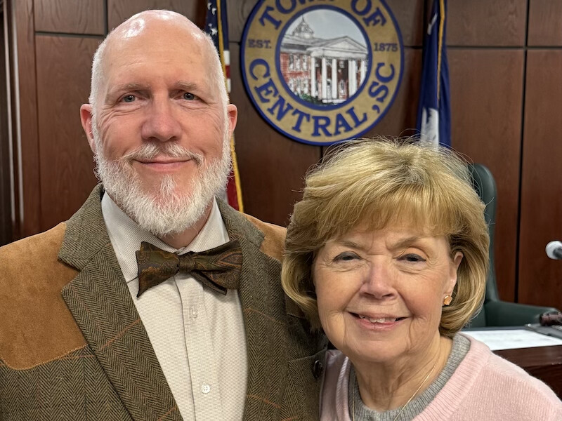 Former Southern Wesleyan University Chaplain, Ken Dill, was sworn in as Mayor of the Town of Central, South Carolina.