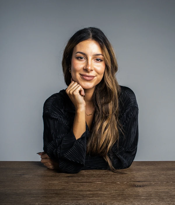 Bri Holmes