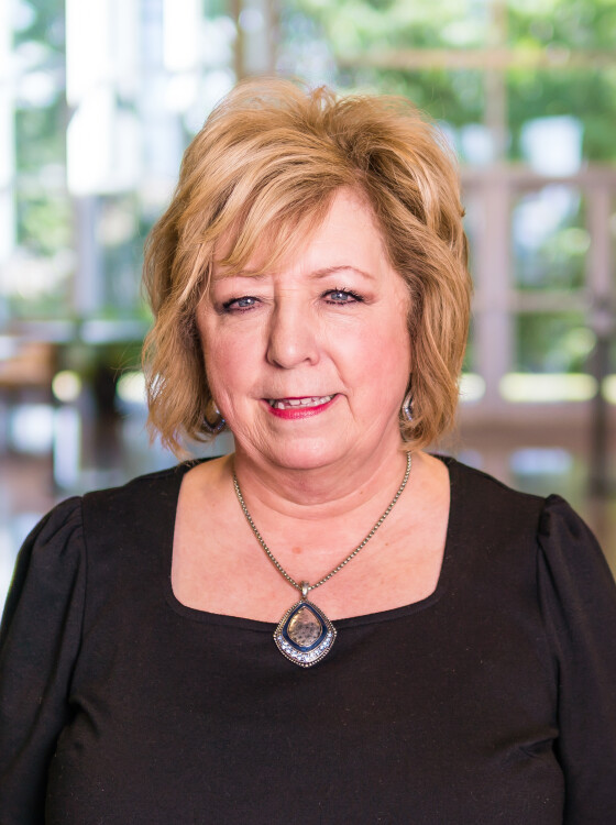 Vicky Gates, Administration & Communication