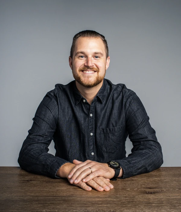 Chris Maloney, Location Pastor