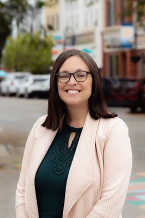 Profile image of Kati Mora