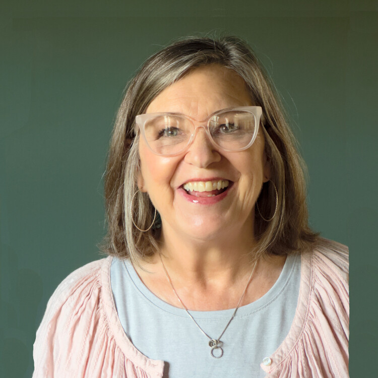 DeAnn Clum