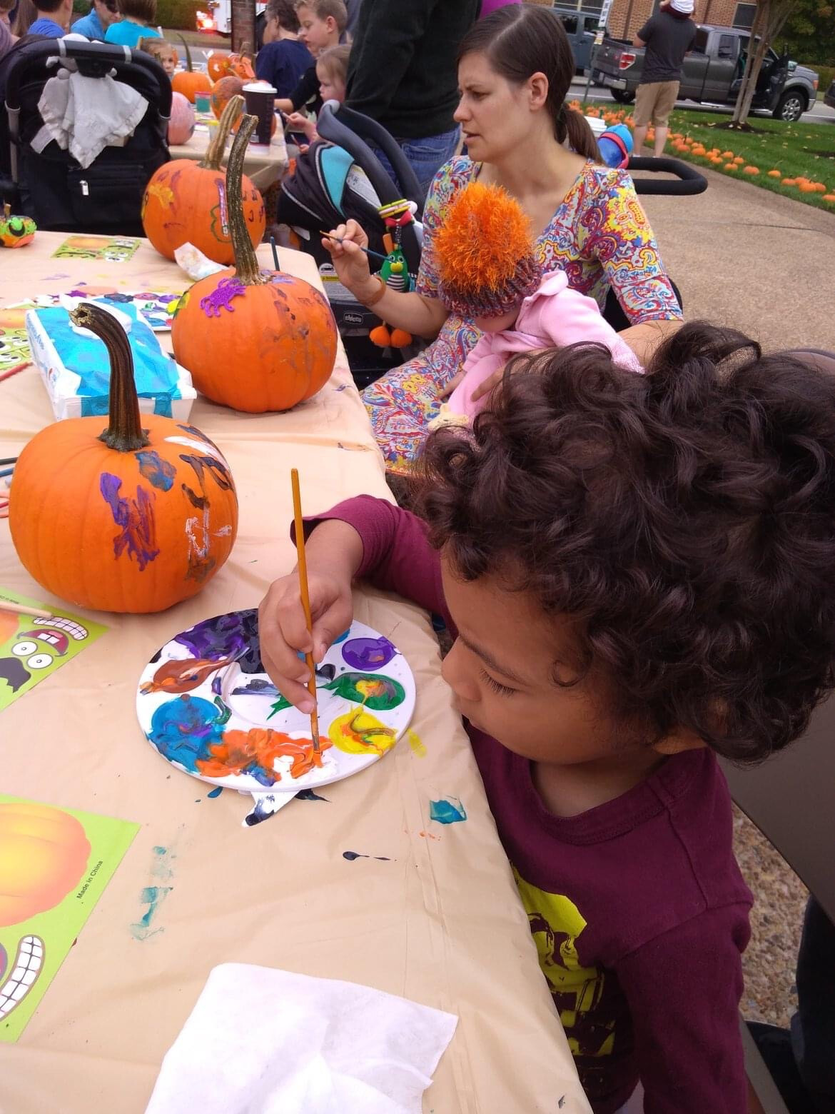 KMO's Pumpkin Pick-N-Paint