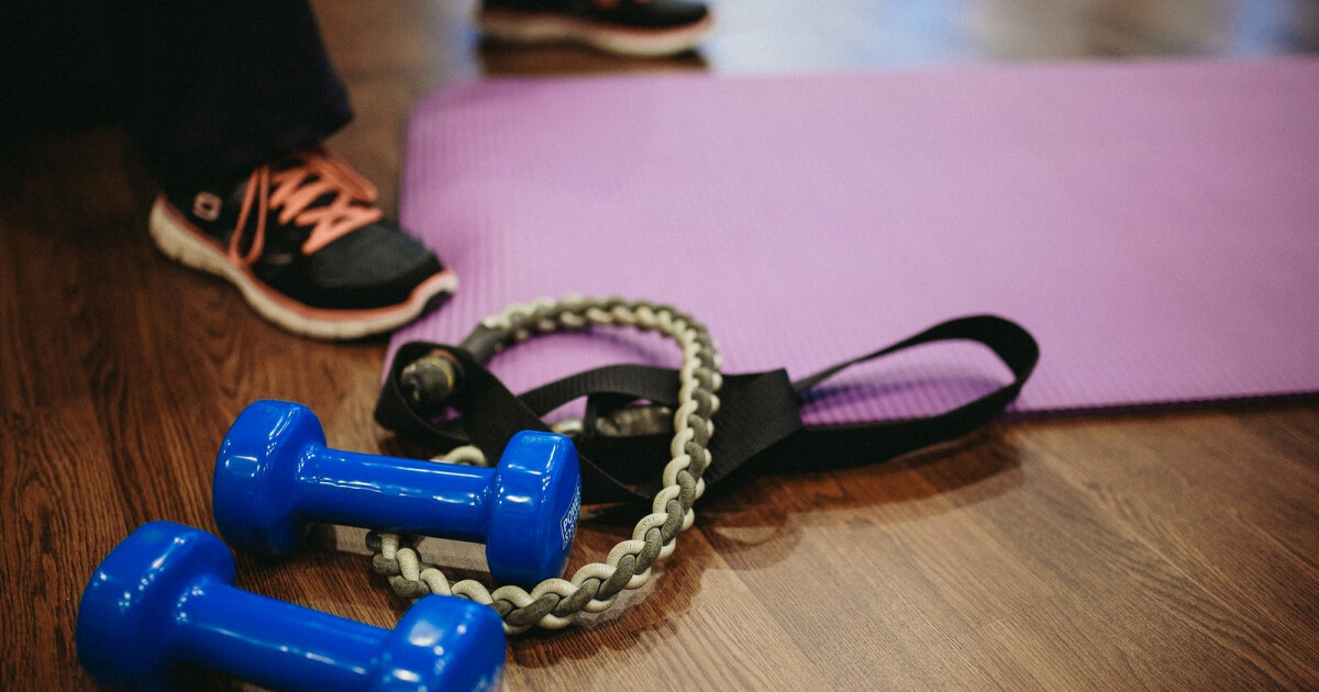 Total Body Circuit is an endurance, strength, and cardiovascular fitness class. Rotating through a series of different exercises using a variety of equipment and body weight. A challenging, yet achievable class!