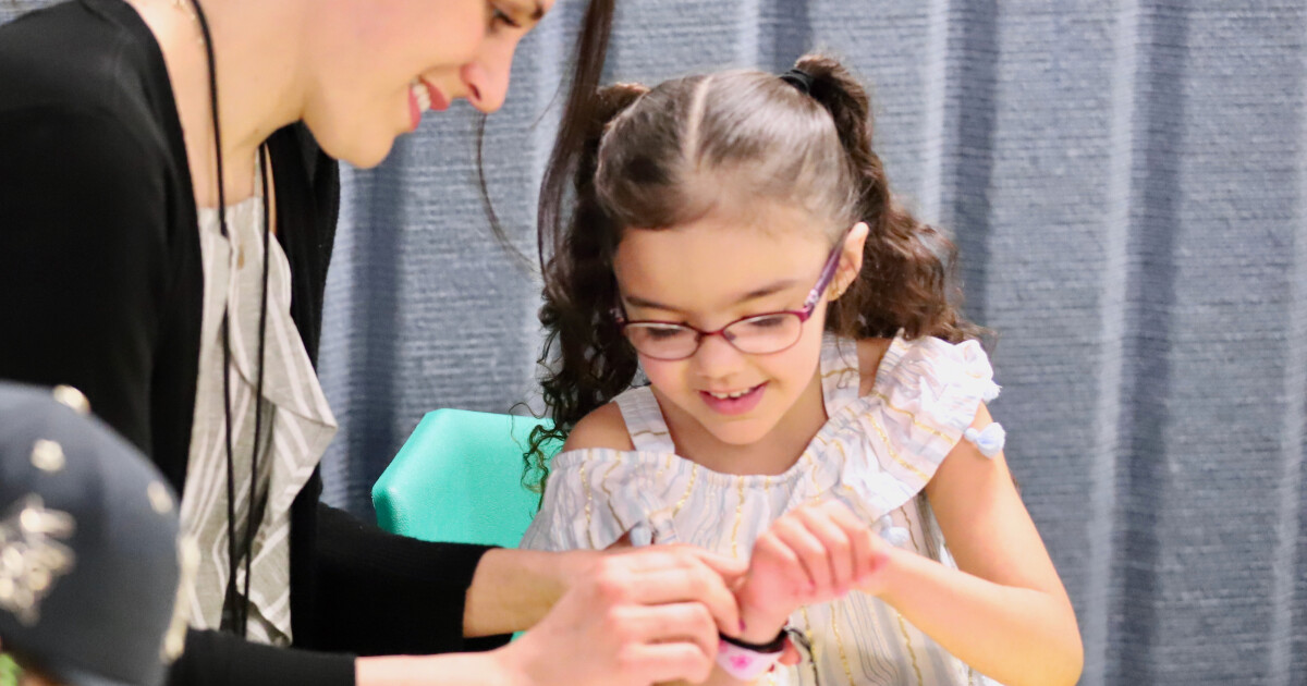 Volunteer in Kidstown Articles Grace Chapel