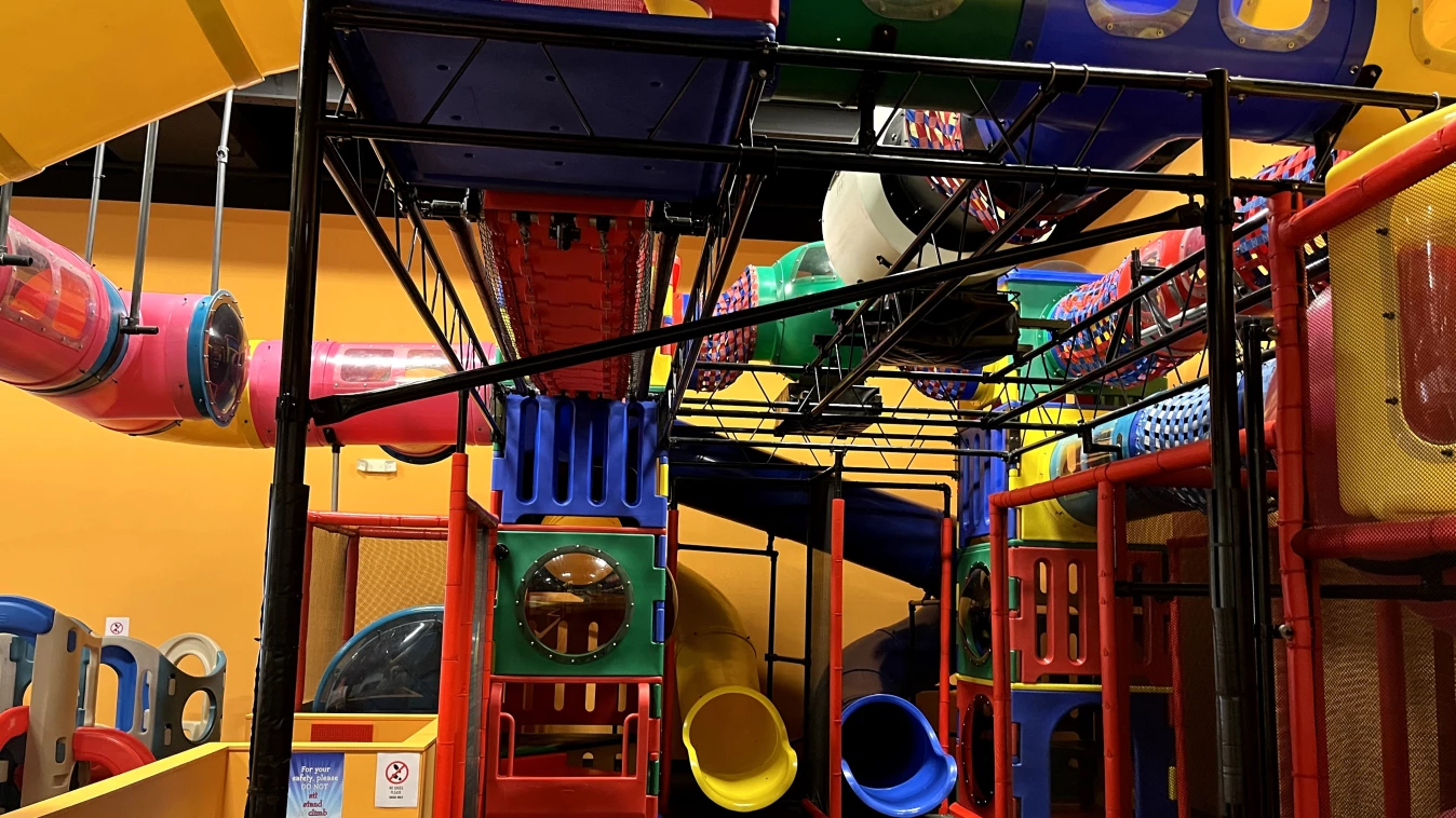 Indoor playground features at Cross Pointe
