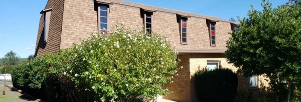 Knappa building