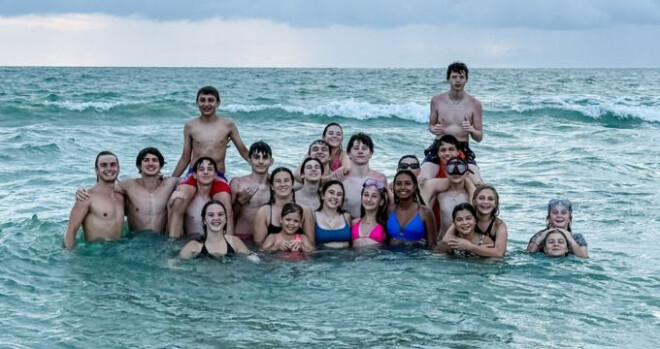 Tuesday Out: Beach Bash