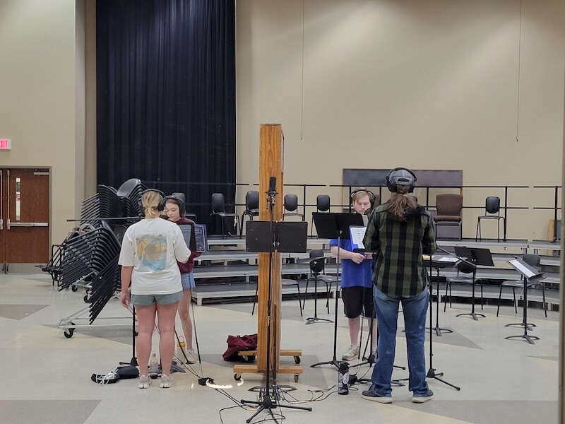 University Singers Collaborate With Tanner Lambert