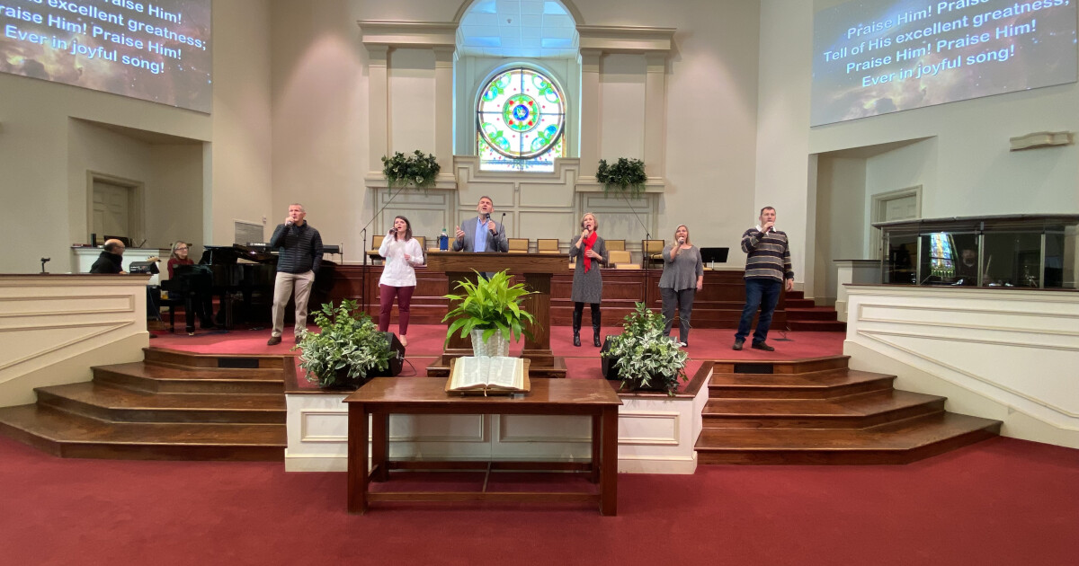 Sunday Worship | First Baptist Church Headland