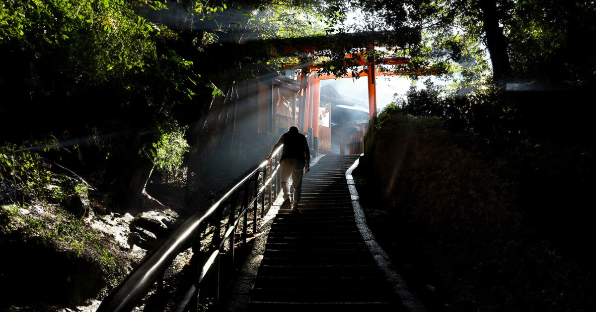 Touch of Light Pastor's Devotions New Hope Oahu