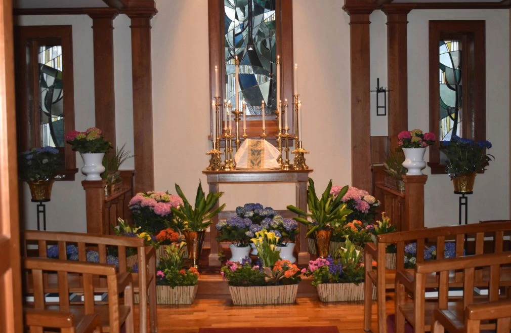 7:00 p.m. Altar of Repose