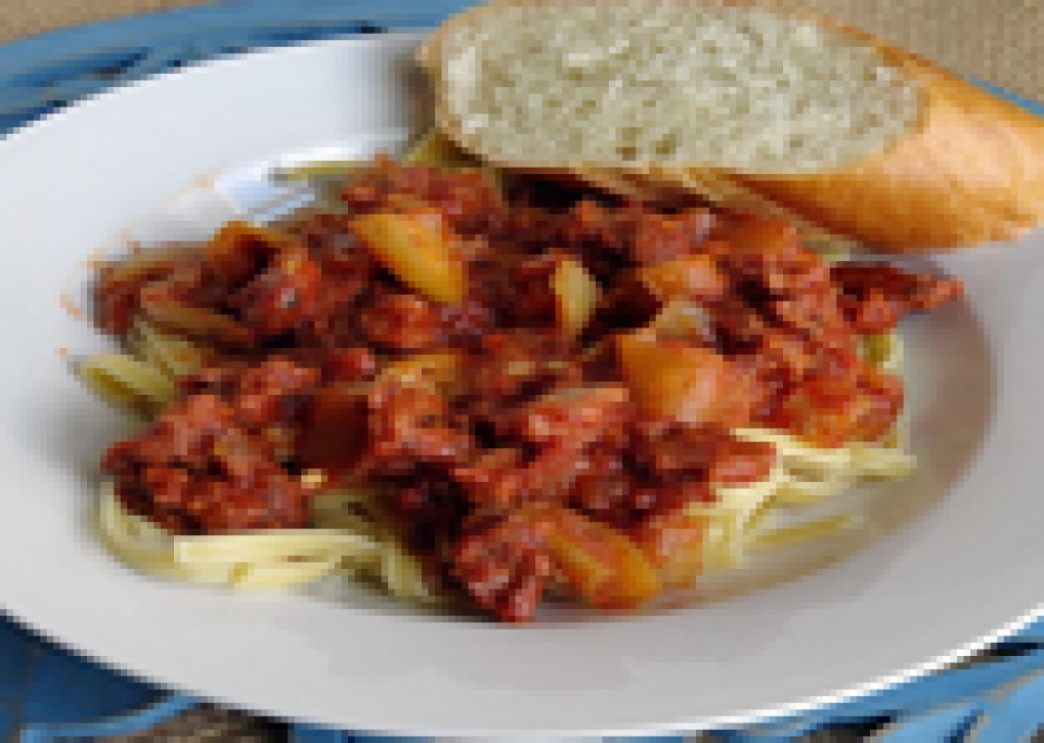 5 p.m. Pasta Dinner (Sausage Cacciatore) @ Wilbraham Country Club