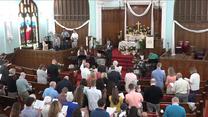 Worship in the Sanctuary!
