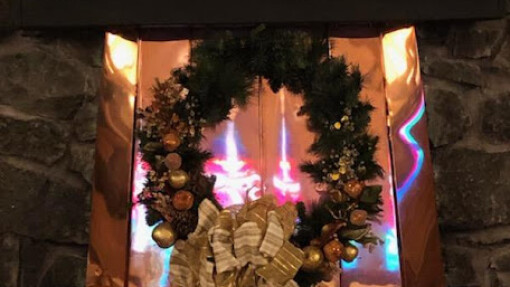 Be-Decked in Glitter