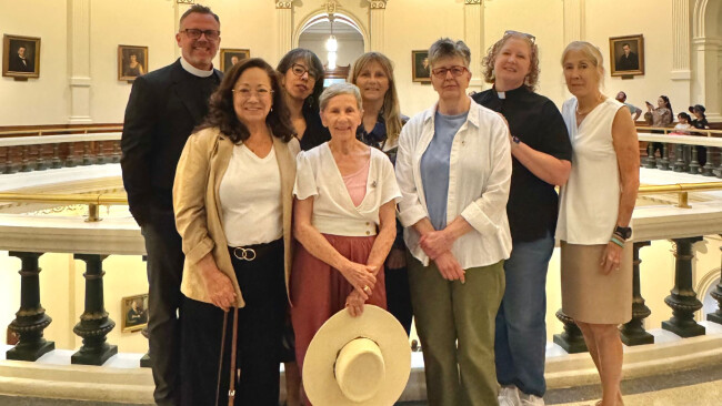 St. David's clergy, parishioners, and staff at Texas State Capitol