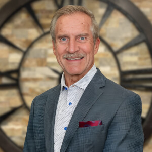 Headshot of Dr. C. Pete Benson