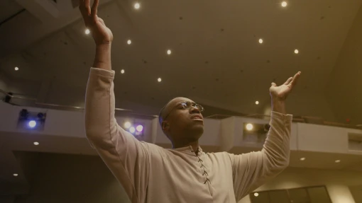 Give Praise to the Lord