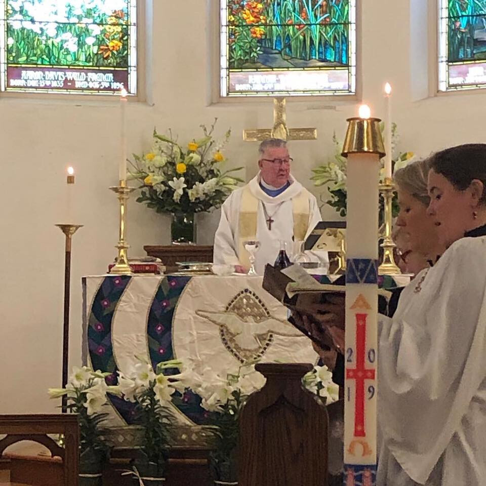 9:30 AM Holy Eucharist Service