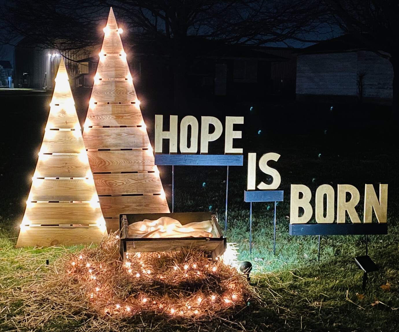 Hope is Born! Live Outdoor Nativity
