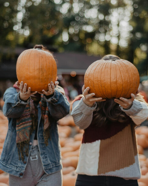 Singles Hangout: Singles Stroll & Fall Social