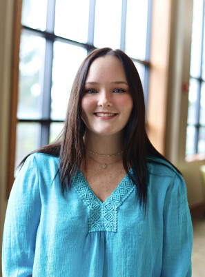 Alaina  Mullis