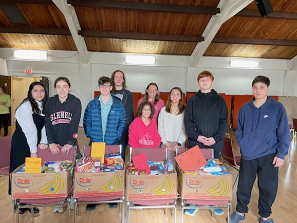 Youth Group with Thanksgiving baskets