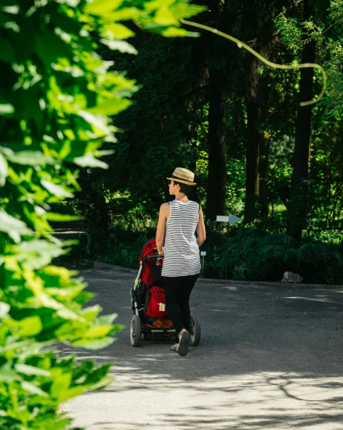 Family Hangout: New & Expecting Moms