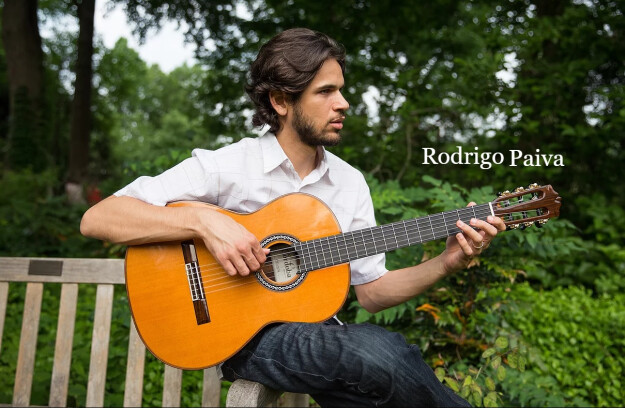 Classical Guitarist - Rodrigo Paiva