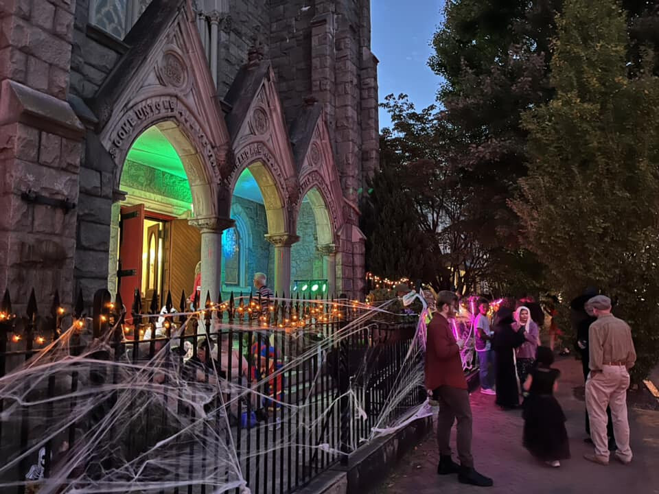 6pm All Hallow's Eve at St. Andrew's