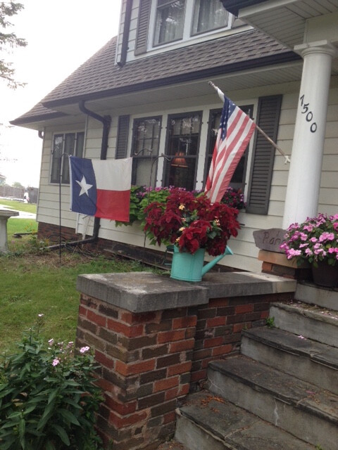 A former Palmer Place resident flies a Texas flag outside their home in support during Harvey.
