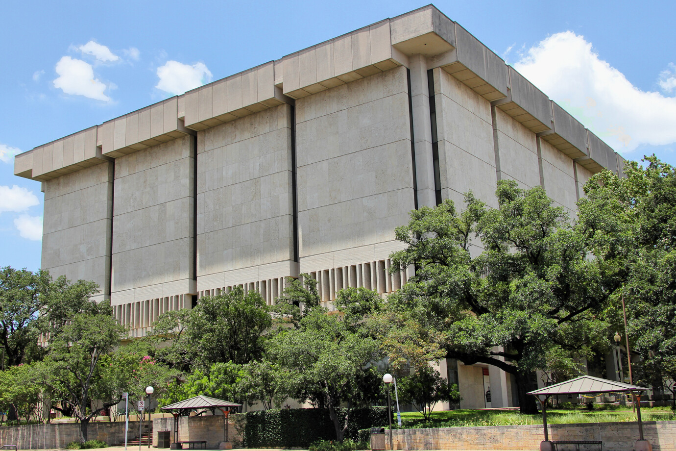 Prime Timers Explore Harry Ransom Center
