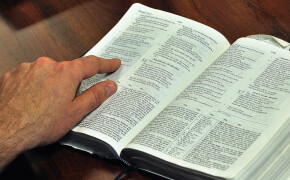 Three Things to Remember When You Read the Bible 