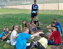 Kids-at-Barbecue-2_3-web