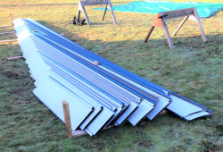 Roof.metal1
